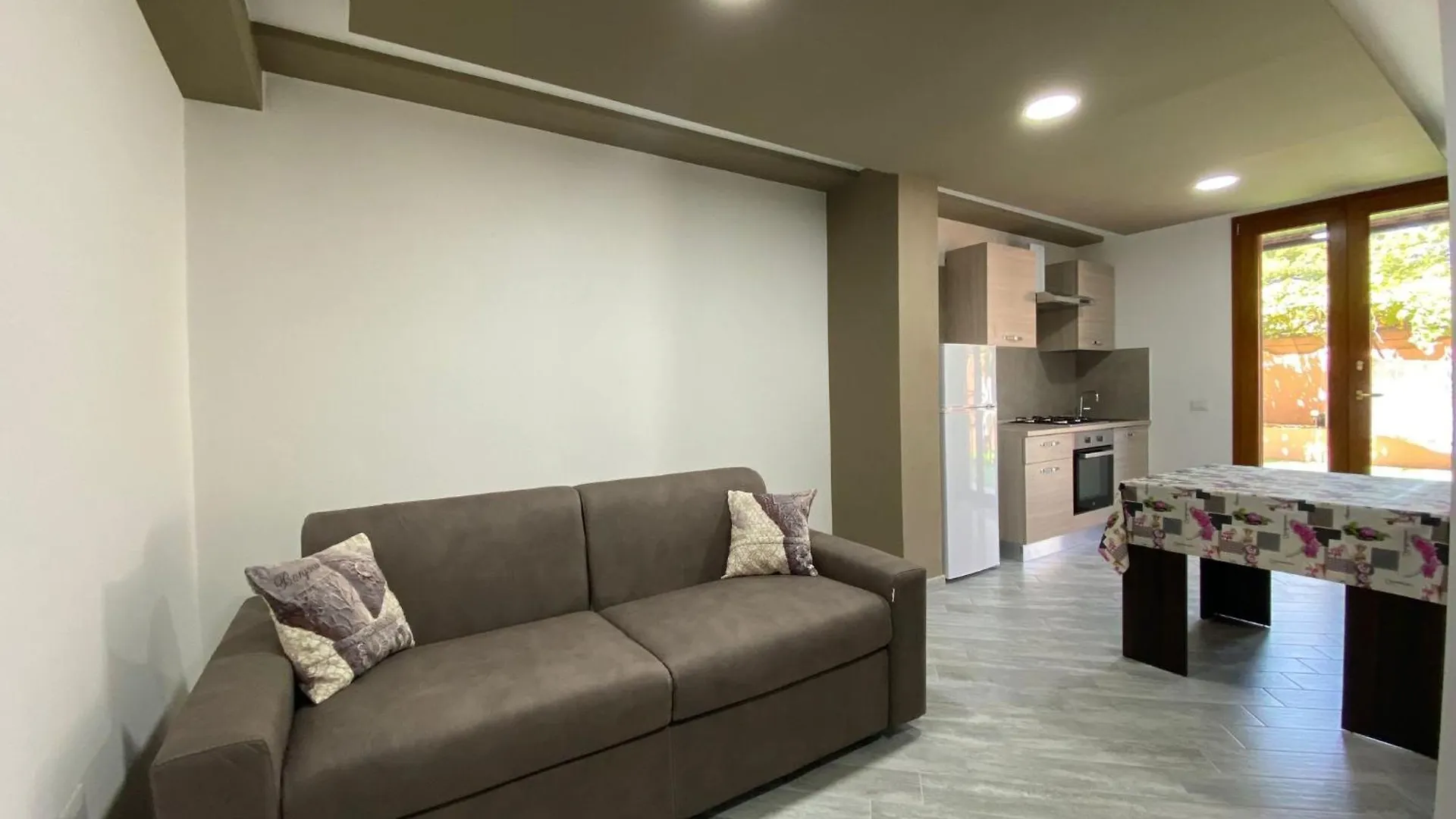 Apartamento Suite Guesthouse A Pochi Passi Dal Mare Sássari Itália