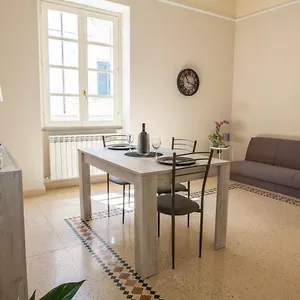 Corner Cavour Apartamento